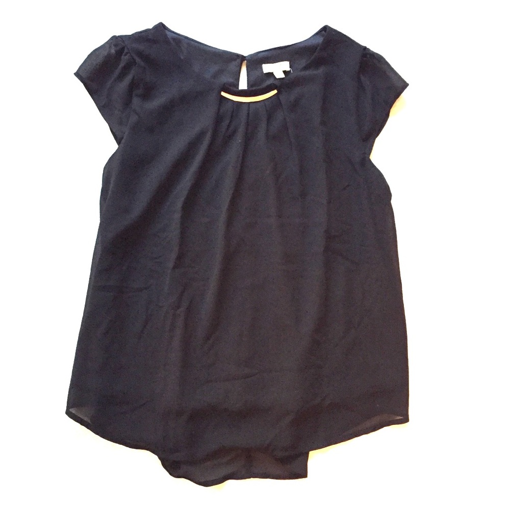 ****Lily white black work top!***